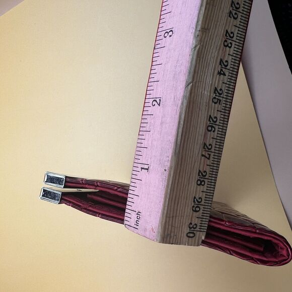 Women's Slim Vintage Faux Crocodile Wallet Mint Condition 1970's w/ 9 Card Slots - Picture 14 of 15